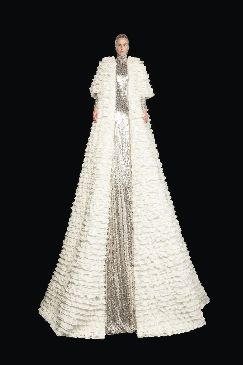 Valentino Haute Couture Of Grace And Light The Blonde Wedding Reporter