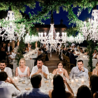 Jambon:’Huwelijk in eigen tuin kan deze zomer enkel met professionele catering’: 4 voorwaarden