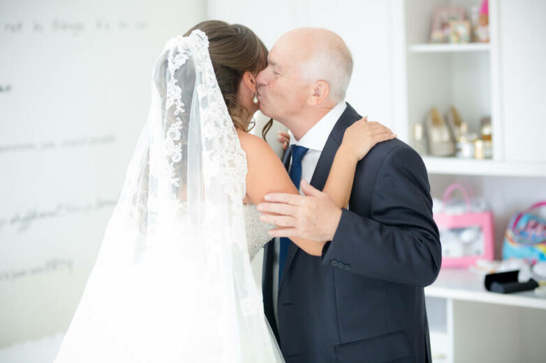 Vader van de bruid en zijn speciale rol bij het weggeven van de bruid