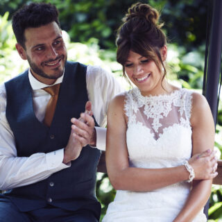 Waaruit bestaat een romantische roosceremonie op je bruiloft?