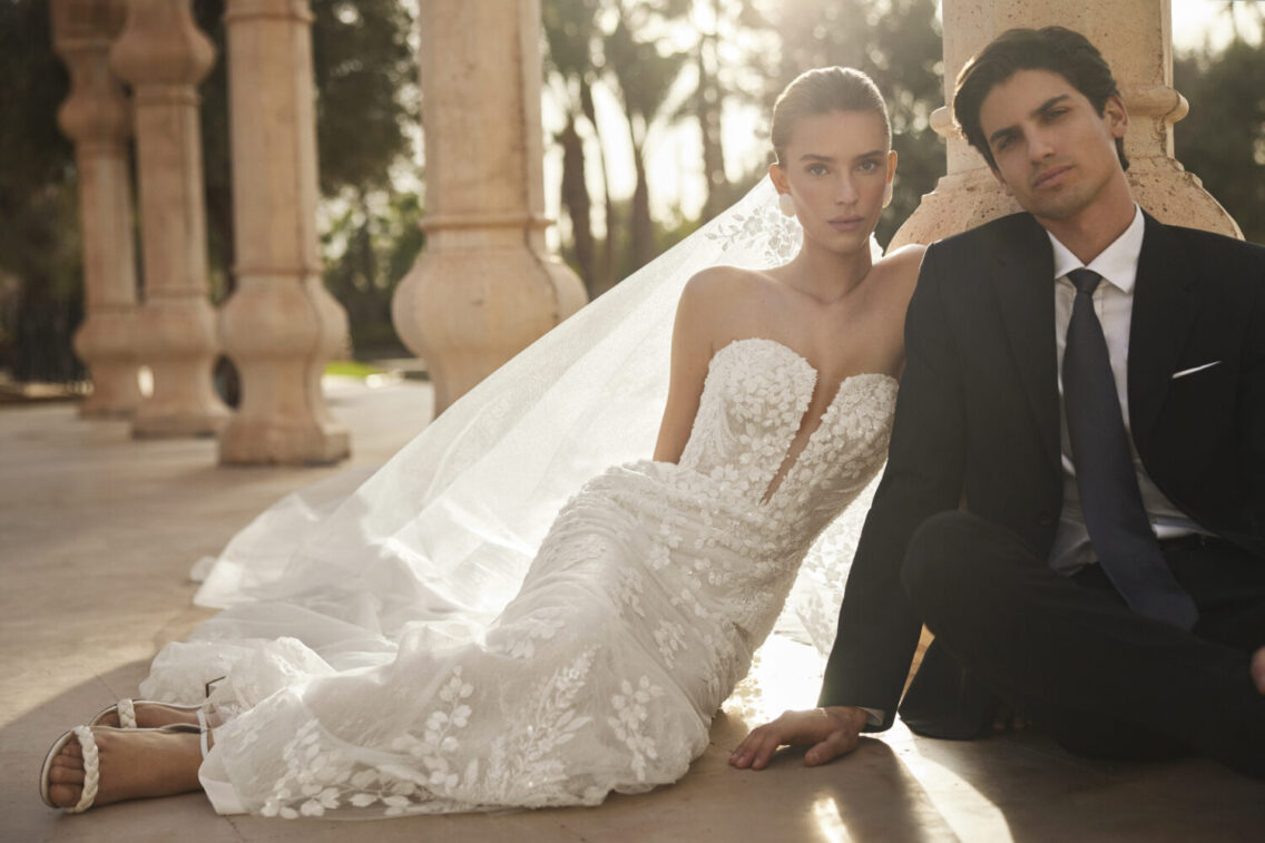 Kanten sluier: geschiedenis, trends en tips voor jouw trouwdag